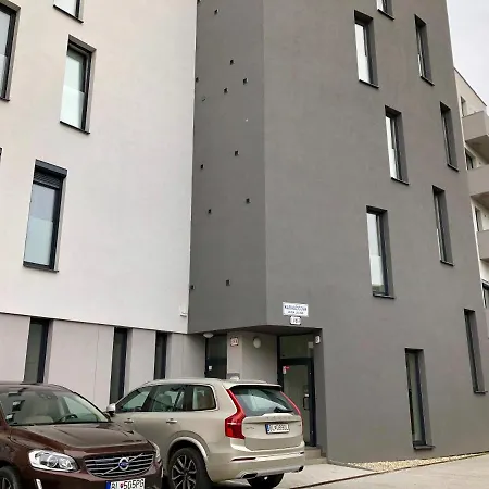 Karadzicova Lägenhet Bratislava
